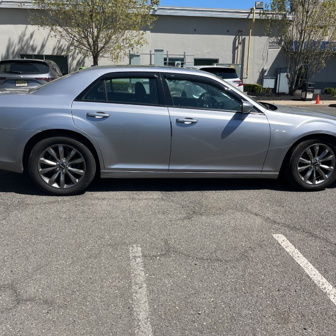 2014 Chrysler 300 4dr Sdn 300S AWD, available for sale in Hicksville, New York | REGAL AUTOHAUS. Hicksville, New York 2014 Chrysler 300 4dr Sdn 300S AWD, available for sale in Hicksville, New York | REGAL AUTOHAUS. Hicksville, New York