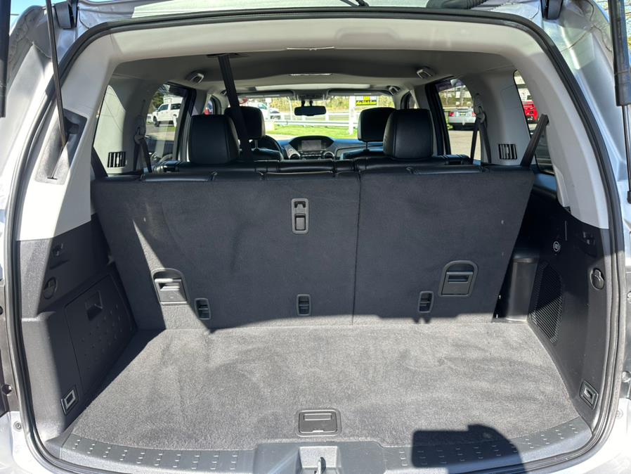 2013 Honda Pilot 4WD 4dr EX-L w/Navi, available for sale in South Windsor, Connecticut | Mike And Tony Auto Sales, Inc. South Windsor, Connecticut 2013 Honda Pilot 4WD 4dr EX-L w/Navi, available for sale in South Windsor, Connecticut | Mike And Tony Auto Sales, Inc. South Windsor, Connecticut