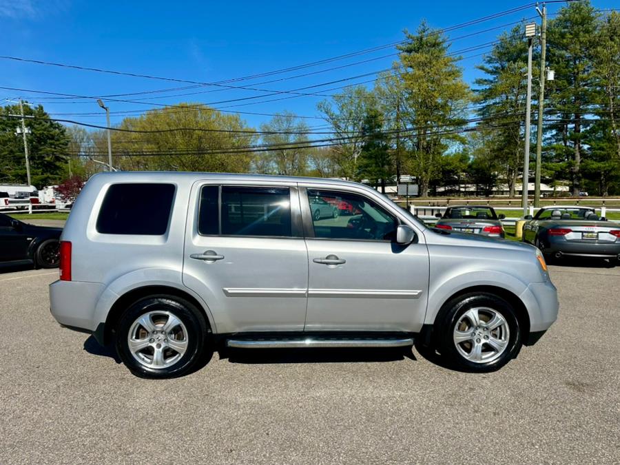2013 Honda Pilot 4WD 4dr EX-L w/Navi, available for sale in South Windsor, Connecticut | Mike And Tony Auto Sales, Inc. South Windsor, Connecticut 2013 Honda Pilot 4WD 4dr EX-L w/Navi, available for sale in South Windsor, Connecticut | Mike And Tony Auto Sales, Inc. South Windsor, Connecticut