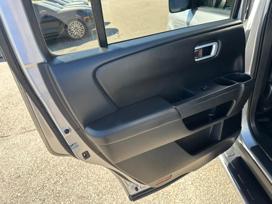 2013 Honda Pilot 4WD 4dr EX-L w/Navi, available for sale in South Windsor, Connecticut | Mike And Tony Auto Sales, Inc. South Windsor, Connecticut 2013 Honda Pilot 4WD 4dr EX-L w/Navi, available for sale in South Windsor, Connecticut | Mike And Tony Auto Sales, Inc. South Windsor, Connecticut