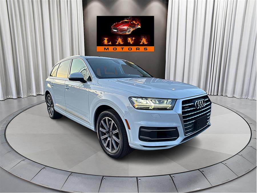 Used 2019 Audi Q7 in Canton, Connecticut | Lava Motors. Canton, Connecticut