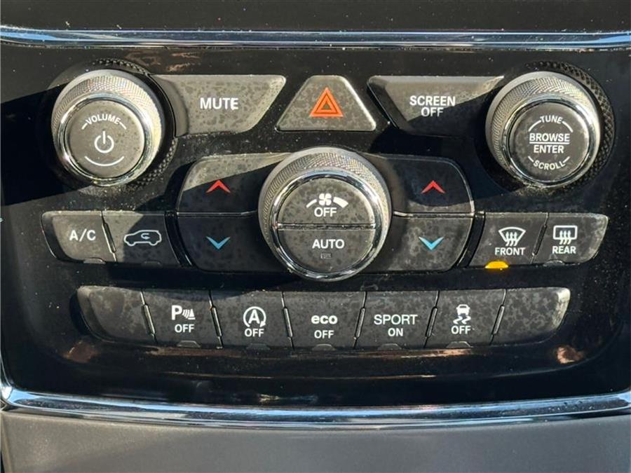 2019 Jeep Grand Cherokee Limited X 4x4, available for sale in Newark , New Jersey | Champion Used Auto Sales 2. Newark , New Jersey 2019 Jeep Grand Cherokee Limited X 4x4, available for sale in Newark , New Jersey | Champion Used Auto Sales 2. Newark , New Jersey