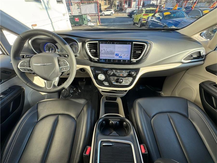 2023 Chrysler Pacifica Touring L FWD, available for sale in Newark , New Jersey | Champion Used Auto Sales 2. Newark , New Jersey 2023 Chrysler Pacifica Touring L FWD, available for sale in Newark , New Jersey | Champion Used Auto Sales 2. Newark , New Jersey
