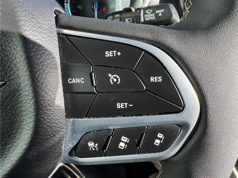 2023 Chrysler Pacifica Touring L FWD, available for sale in Newark , New Jersey | Champion Used Auto Sales 2. Newark , New Jersey 2023 Chrysler Pacifica Touring L FWD, available for sale in Newark , New Jersey | Champion Used Auto Sales 2. Newark , New Jersey