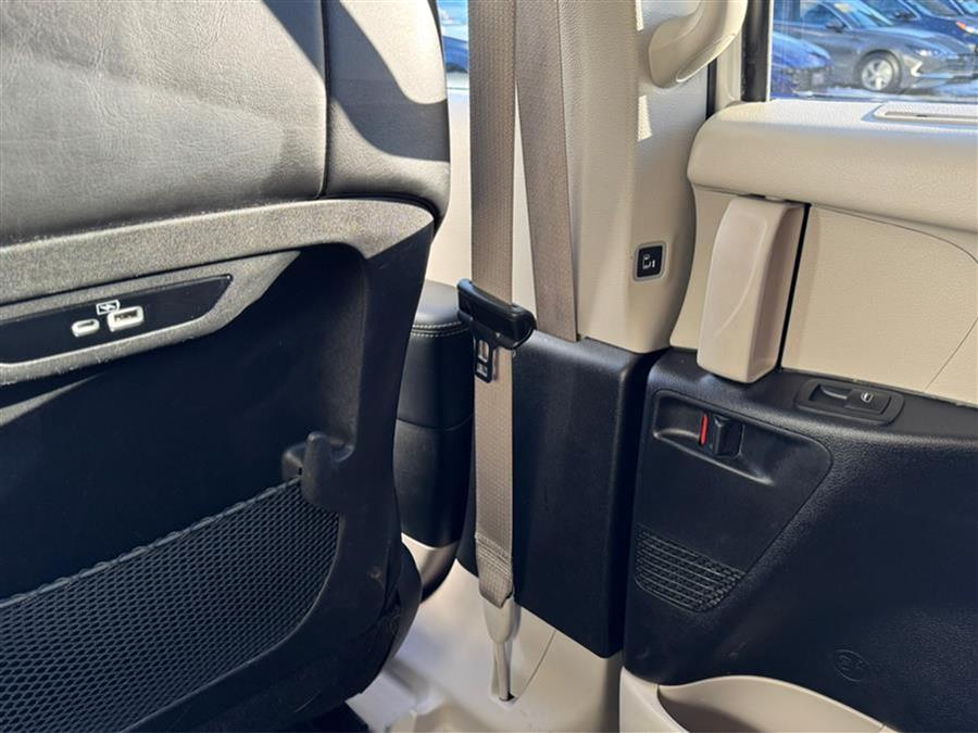 2023 Chrysler Pacifica Touring L FWD, available for sale in Newark , New Jersey | Champion Used Auto Sales 2. Newark , New Jersey 2023 Chrysler Pacifica Touring L FWD, available for sale in Newark , New Jersey | Champion Used Auto Sales 2. Newark , New Jersey