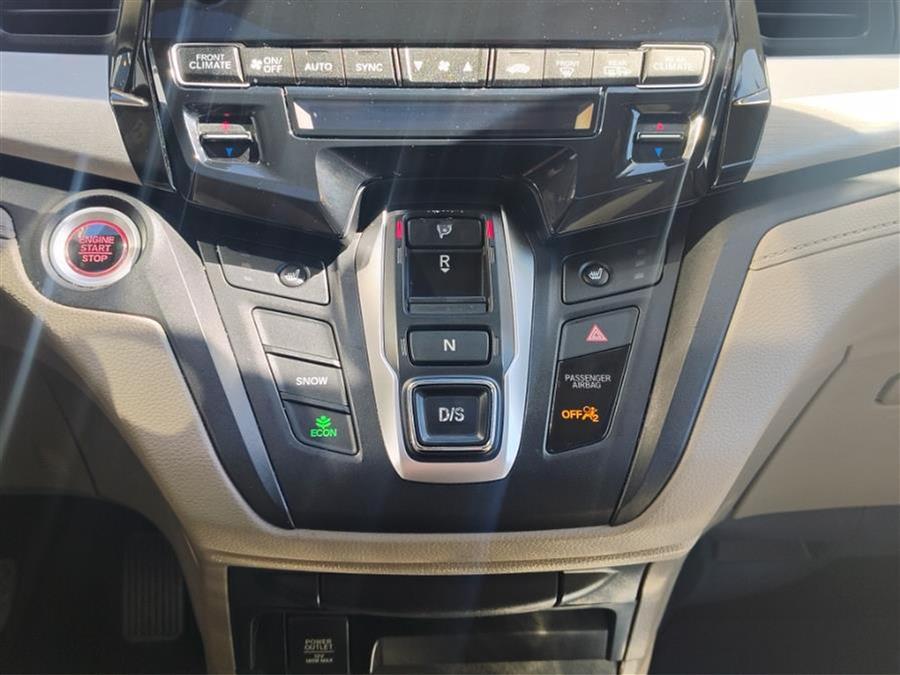 2019 Honda Odyssey EX-L Auto, available for sale in Newark , New Jersey | Champion Used Auto Sales 2. Newark , New Jersey 2019 Honda Odyssey EX-L Auto, available for sale in Newark , New Jersey | Champion Used Auto Sales 2. Newark , New Jersey