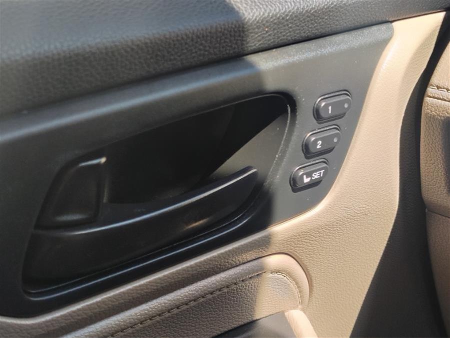 2019 Honda Odyssey EX-L Auto, available for sale in Newark , New Jersey | Champion Used Auto Sales 2. Newark , New Jersey 2019 Honda Odyssey EX-L Auto, available for sale in Newark , New Jersey | Champion Used Auto Sales 2. Newark , New Jersey