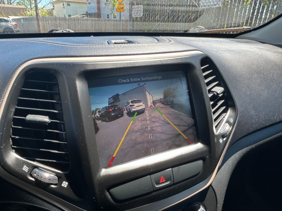 2015 Jeep Cherokee 4WD 4dr Limited, available for sale in West Babylon, New York | New Gen Auto Group. West Babylon, New York 2015 Jeep Cherokee 4WD 4dr Limited, available for sale in West Babylon, New York | New Gen Auto Group. West Babylon, New York