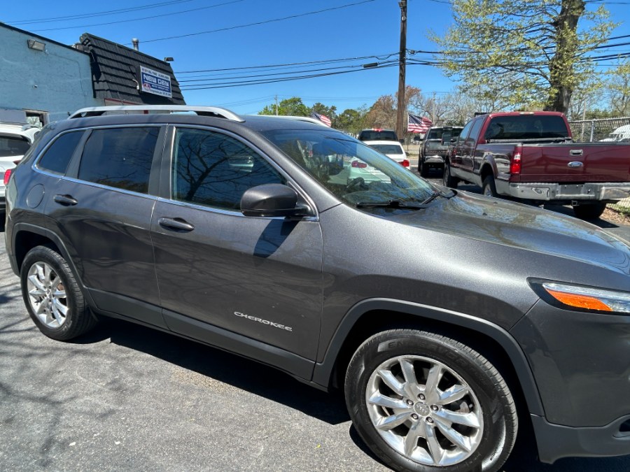 2015 Jeep Cherokee 4WD 4dr Limited, available for sale in West Babylon, New York | New Gen Auto Group. West Babylon, New York 2015 Jeep Cherokee 4WD 4dr Limited, available for sale in West Babylon, New York | New Gen Auto Group. West Babylon, New York