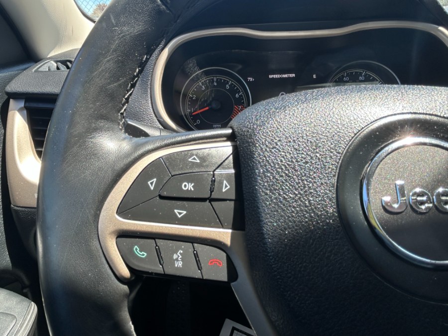 2015 Jeep Cherokee 4WD 4dr Limited, available for sale in West Babylon, New York | New Gen Auto Group. West Babylon, New York 2015 Jeep Cherokee 4WD 4dr Limited, available for sale in West Babylon, New York | New Gen Auto Group. West Babylon, New York