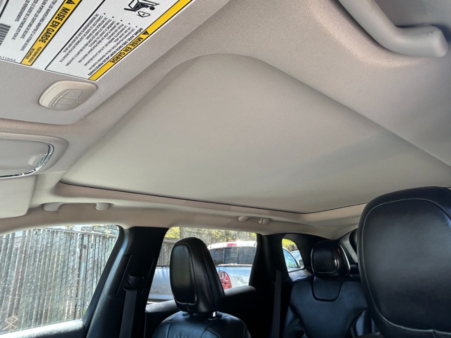 2015 Jeep Cherokee 4WD 4dr Limited, available for sale in West Babylon, New York | New Gen Auto Group. West Babylon, New York 2015 Jeep Cherokee 4WD 4dr Limited, available for sale in West Babylon, New York | New Gen Auto Group. West Babylon, New York