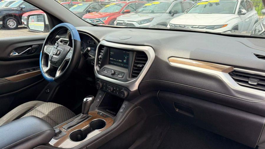 2017 GMC Acadia SLE-2 Sport Utility 4D, available for sale in Linden, New Jersey | Route 27 Auto Mall. Linden, New Jersey 2017 GMC Acadia SLE-2 Sport Utility 4D, available for sale in Linden, New Jersey | Route 27 Auto Mall. Linden, New Jersey