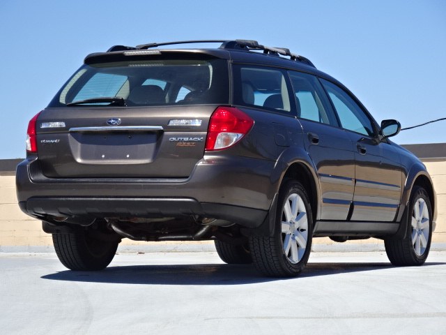 2008 Subaru Outback 2.5i AWD, available for sale in Newton, Massachusetts | Jacob Auto Sales. Newton, Massachusetts 2008 Subaru Outback 2.5i AWD, available for sale in Newton, Massachusetts | Jacob Auto Sales. Newton, Massachusetts