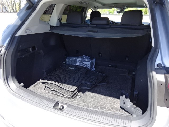 2020 Volkswagen Tiguan 2.0T SEL 4MOTION, available for sale in Newton, Massachusetts | Jacob Auto Sales. Newton, Massachusetts 2020 Volkswagen Tiguan 2.0T SEL 4MOTION, available for sale in Newton, Massachusetts | Jacob Auto Sales. Newton, Massachusetts