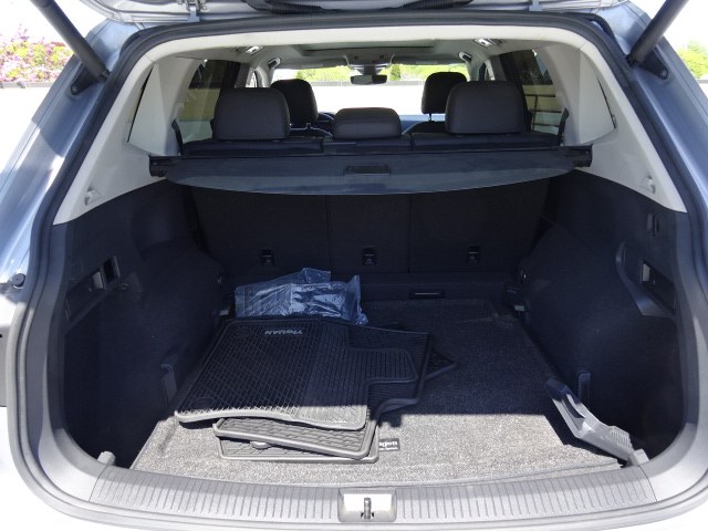 2020 Volkswagen Tiguan 2.0T SEL 4MOTION, available for sale in Newton, Massachusetts | Jacob Auto Sales. Newton, Massachusetts 2020 Volkswagen Tiguan 2.0T SEL 4MOTION, available for sale in Newton, Massachusetts | Jacob Auto Sales. Newton, Massachusetts