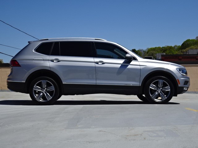 2020 Volkswagen Tiguan 2.0T SEL 4MOTION, available for sale in Newton, Massachusetts | Jacob Auto Sales. Newton, Massachusetts 2020 Volkswagen Tiguan 2.0T SEL 4MOTION, available for sale in Newton, Massachusetts | Jacob Auto Sales. Newton, Massachusetts