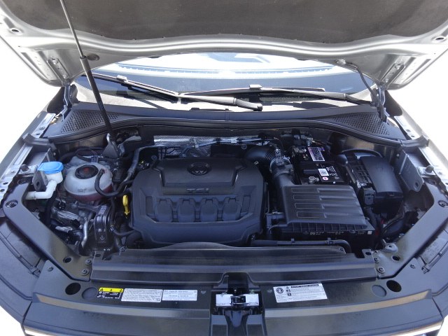 2020 Volkswagen Tiguan 2.0T SEL 4MOTION, available for sale in Newton, Massachusetts | Jacob Auto Sales. Newton, Massachusetts 2020 Volkswagen Tiguan 2.0T SEL 4MOTION, available for sale in Newton, Massachusetts | Jacob Auto Sales. Newton, Massachusetts