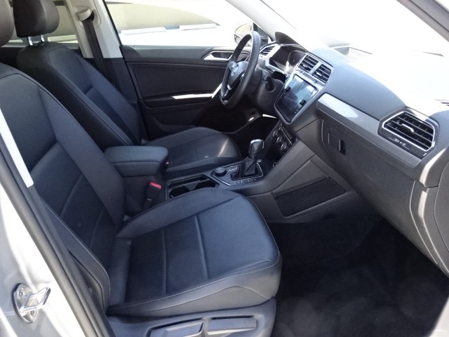 2020 Volkswagen Tiguan 2.0T SEL 4MOTION, available for sale in Newton, Massachusetts | Jacob Auto Sales. Newton, Massachusetts 2020 Volkswagen Tiguan 2.0T SEL 4MOTION, available for sale in Newton, Massachusetts | Jacob Auto Sales. Newton, Massachusetts