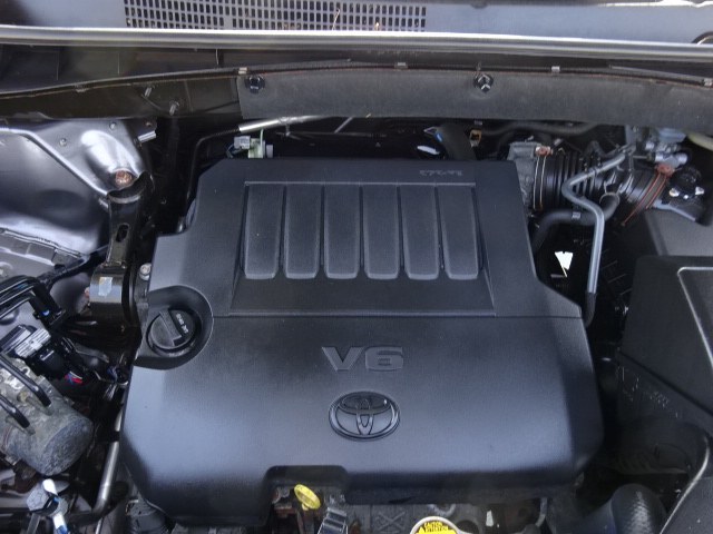 2014 Toyota Highlander LE Plus AWD, available for sale in Newton, Massachusetts | Jacob Auto Sales. Newton, Massachusetts 2014 Toyota Highlander LE Plus AWD, available for sale in Newton, Massachusetts | Jacob Auto Sales. Newton, Massachusetts