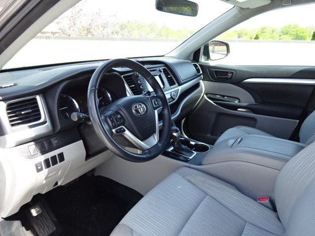 2014 Toyota Highlander LE Plus AWD, available for sale in Newton, Massachusetts | Jacob Auto Sales. Newton, Massachusetts 2014 Toyota Highlander LE Plus AWD, available for sale in Newton, Massachusetts | Jacob Auto Sales. Newton, Massachusetts