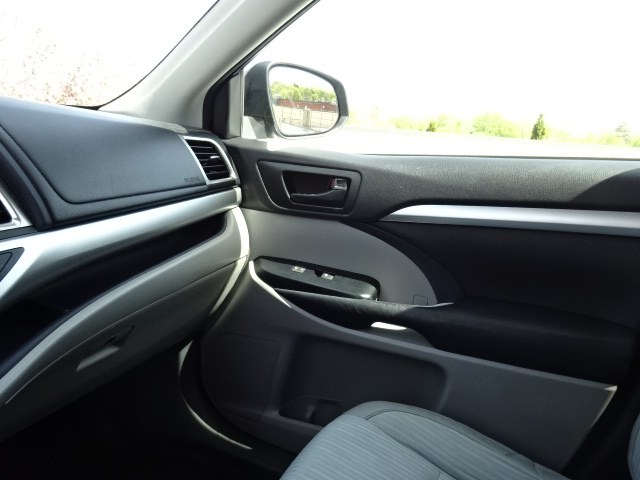 2014 Toyota Highlander LE Plus AWD, available for sale in Newton, Massachusetts | Jacob Auto Sales. Newton, Massachusetts 2014 Toyota Highlander LE Plus AWD, available for sale in Newton, Massachusetts | Jacob Auto Sales. Newton, Massachusetts