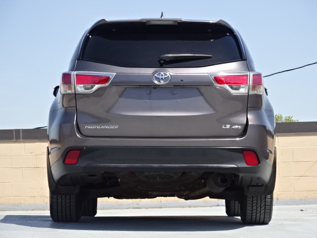 2014 Toyota Highlander LE Plus AWD, available for sale in Newton, Massachusetts | Jacob Auto Sales. Newton, Massachusetts 2014 Toyota Highlander LE Plus AWD, available for sale in Newton, Massachusetts | Jacob Auto Sales. Newton, Massachusetts