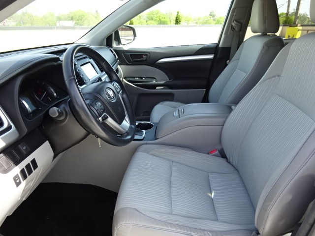 2014 Toyota Highlander LE Plus AWD, available for sale in Newton, Massachusetts | Jacob Auto Sales. Newton, Massachusetts 2014 Toyota Highlander LE Plus AWD, available for sale in Newton, Massachusetts | Jacob Auto Sales. Newton, Massachusetts