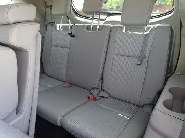 2014 Toyota Highlander LE Plus AWD, available for sale in Newton, Massachusetts | Jacob Auto Sales. Newton, Massachusetts 2014 Toyota Highlander LE Plus AWD, available for sale in Newton, Massachusetts | Jacob Auto Sales. Newton, Massachusetts