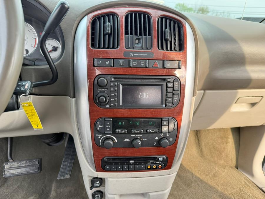 2007 Chrysler Town & Country LWB 4dr Wgn Limited, available for sale in Dayton, Ohio | Dayton Work Trucks. Dayton, Ohio 2007 Chrysler Town & Country LWB 4dr Wgn Limited, available for sale in Dayton, Ohio | Dayton Work Trucks. Dayton, Ohio