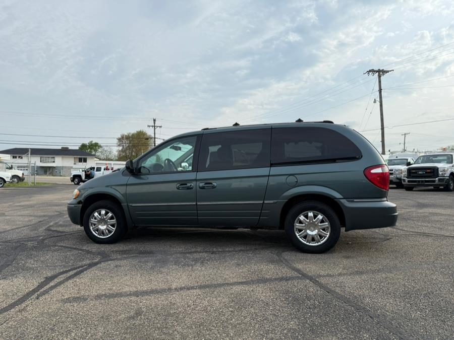 2007 Chrysler Town & Country LWB 4dr Wgn Limited, available for sale in Dayton, Ohio | Dayton Work Trucks. Dayton, Ohio 2007 Chrysler Town & Country LWB 4dr Wgn Limited, available for sale in Dayton, Ohio | Dayton Work Trucks. Dayton, Ohio