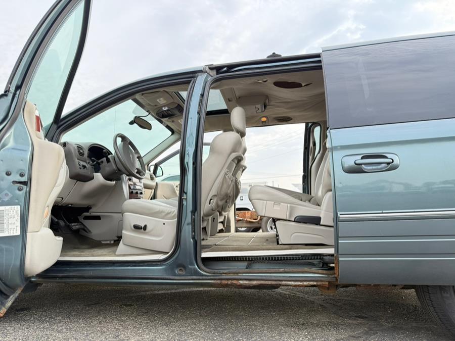 2007 Chrysler Town & Country LWB 4dr Wgn Limited, available for sale in Dayton, Ohio | Dayton Work Trucks. Dayton, Ohio 2007 Chrysler Town & Country LWB 4dr Wgn Limited, available for sale in Dayton, Ohio | Dayton Work Trucks. Dayton, Ohio