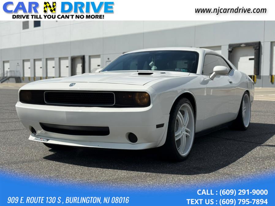 Used 2009 Dodge Challenger in Burlington, New Jersey | Car N Drive. Burlington, New Jersey