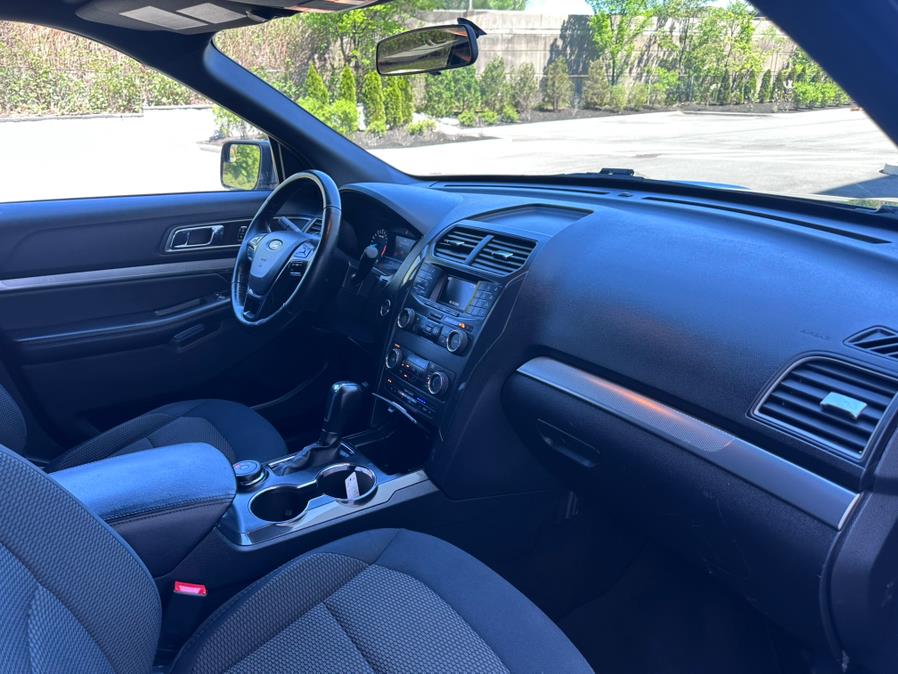 2019 Ford Explorer XLT 4WD, available for sale in Garfield, New Jersey | Mikes Auto Sales LLC. Garfield, New Jersey 2019 Ford Explorer XLT 4WD, available for sale in Garfield, New Jersey | Mikes Auto Sales LLC. Garfield, New Jersey