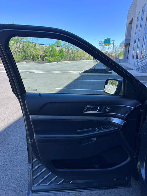 2019 Ford Explorer XLT 4WD, available for sale in Garfield, New Jersey | Mikes Auto Sales LLC. Garfield, New Jersey 2019 Ford Explorer XLT 4WD, available for sale in Garfield, New Jersey | Mikes Auto Sales LLC. Garfield, New Jersey