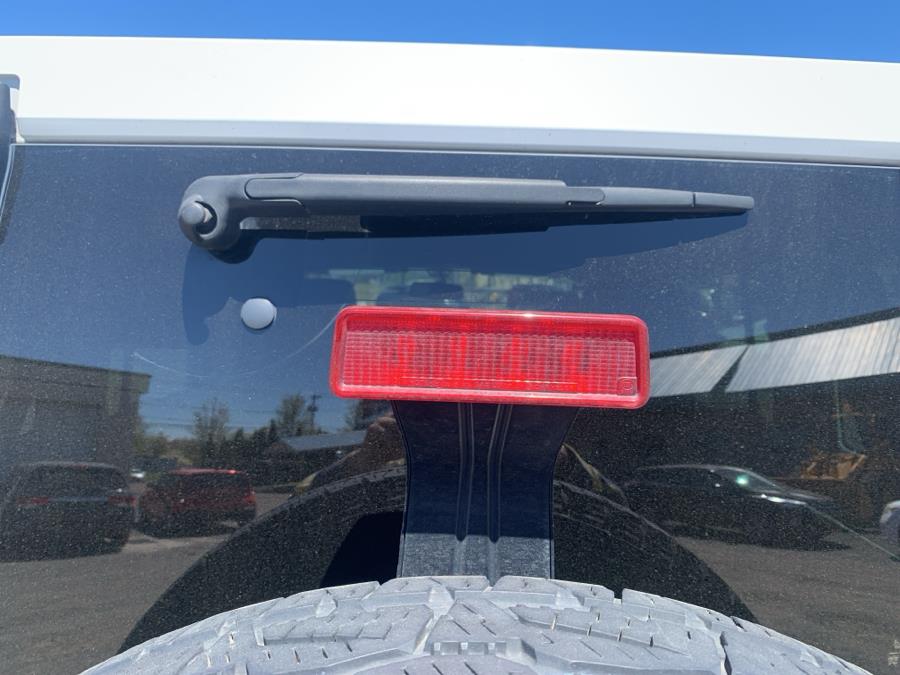 2016 Jeep Wrangler Unlimited 4WD 4dr Sahara, available for sale in Vernon Rockville, Connecticut | Vernon Motor Cars. Vernon Rockville, Connecticut 2016 Jeep Wrangler Unlimited 4WD 4dr Sahara, available for sale in Vernon Rockville, Connecticut | Vernon Motor Cars. Vernon Rockville, Connecticut