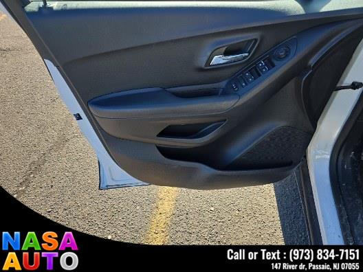 2018 Chevrolet Trax FWD 4dr LS, available for sale in Passaic, New Jersey | Nasa Auto. Passaic, New Jersey 2018 Chevrolet Trax FWD 4dr LS, available for sale in Passaic, New Jersey | Nasa Auto. Passaic, New Jersey