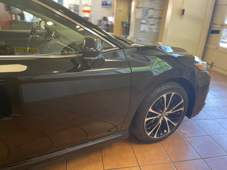 2018 Toyota Camry SE Auto (Natl), available for sale in Suffern, New York | Rockland Motor Sport. Suffern, New York 2018 Toyota Camry SE Auto (Natl), available for sale in Suffern, New York | Rockland Motor Sport. Suffern, New York