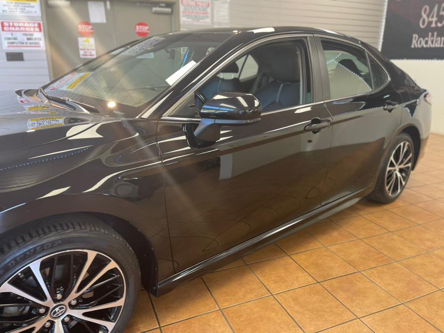 2018 Toyota Camry SE Auto (Natl), available for sale in Suffern, New York | Rockland Motor Sport. Suffern, New York 2018 Toyota Camry SE Auto (Natl), available for sale in Suffern, New York | Rockland Motor Sport. Suffern, New York