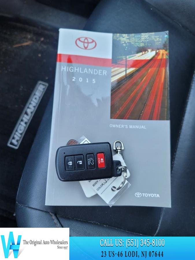 2015 Toyota Highlander AWD 4dr V6 XLE (Natl), available for sale in Lodi, New Jersey | AW Auto & Truck Wholesalers, Inc. Lodi, New Jersey 2015 Toyota Highlander AWD 4dr V6 XLE (Natl), available for sale in Lodi, New Jersey | AW Auto & Truck Wholesalers, Inc. Lodi, New Jersey