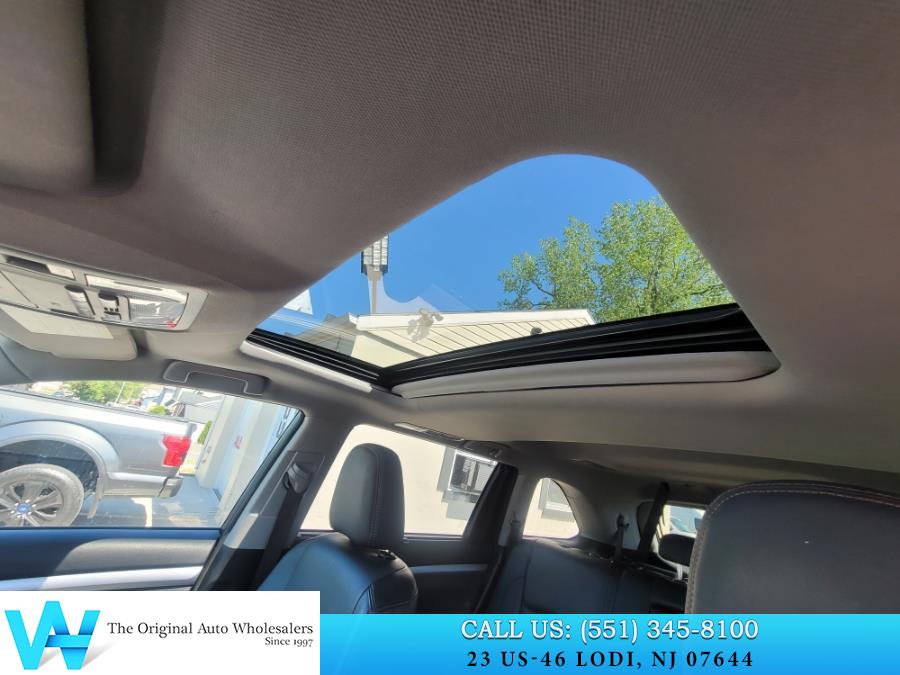 2015 Toyota Highlander AWD 4dr V6 XLE (Natl), available for sale in Lodi, New Jersey | AW Auto & Truck Wholesalers, Inc. Lodi, New Jersey 2015 Toyota Highlander AWD 4dr V6 XLE (Natl), available for sale in Lodi, New Jersey | AW Auto & Truck Wholesalers, Inc. Lodi, New Jersey