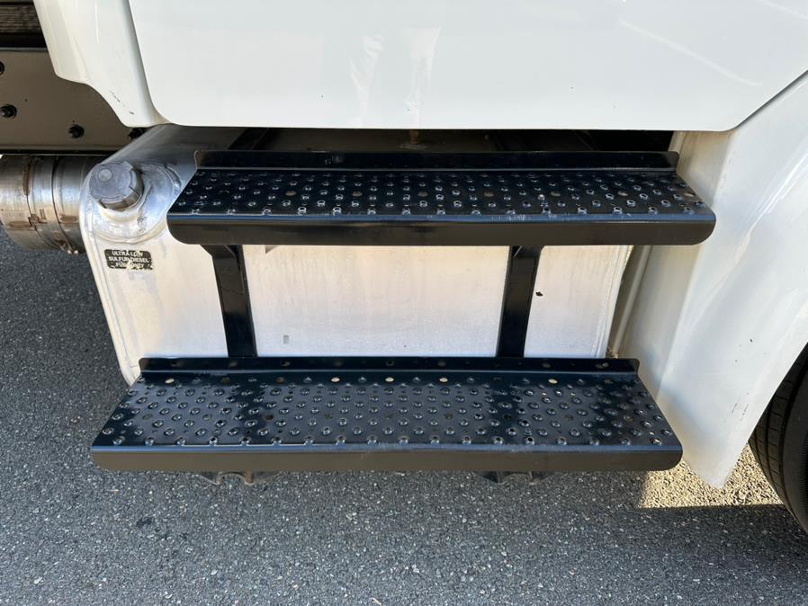 2019 Freightliner M2 106 NON CDL 26 FT BOX ALUMINUM LIFT-GATE, available for sale in Paterson, New Jersey | Speedway Commercial Motors LLC. Paterson, New Jersey 2019 Freightliner M2 106 NON CDL 26 FT BOX ALUMINUM LIFT-GATE, available for sale in Paterson, New Jersey | Speedway Commercial Motors LLC. Paterson, New Jersey
