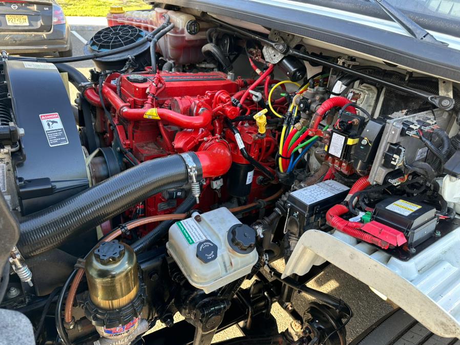 2019 Freightliner M2 106 NON CDL 26 FT BOX ALUMINUM LIFT-GATE, available for sale in Paterson, New Jersey | Speedway Commercial Motors LLC. Paterson, New Jersey 2019 Freightliner M2 106 NON CDL 26 FT BOX ALUMINUM LIFT-GATE, available for sale in Paterson, New Jersey | Speedway Commercial Motors LLC. Paterson, New Jersey