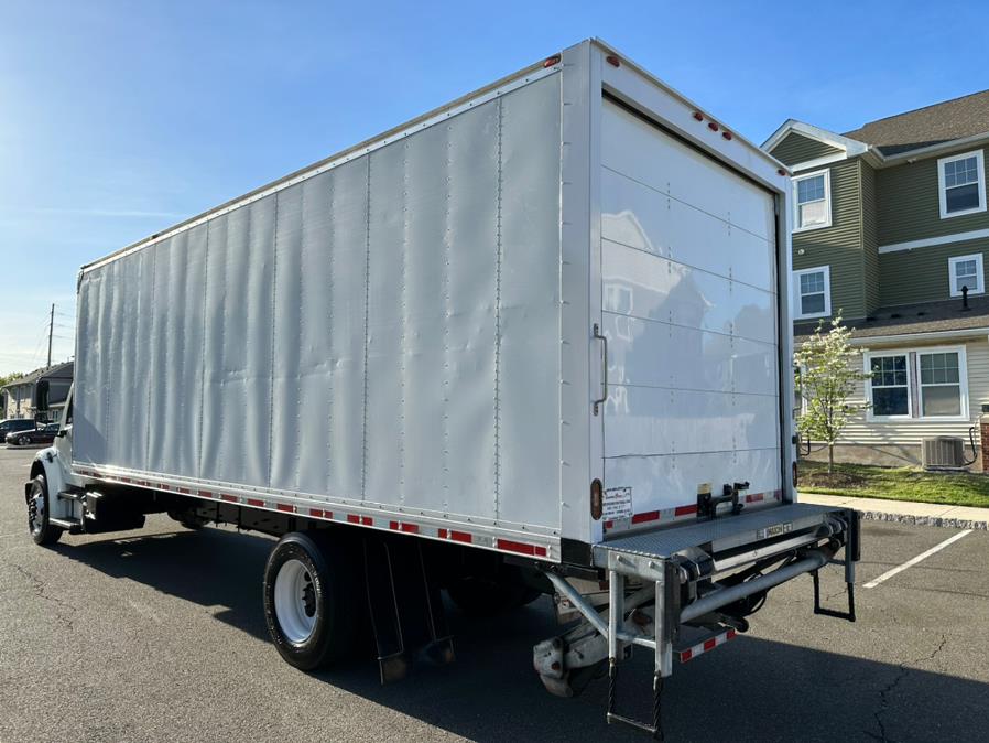 2019 Freightliner M2 106 NON CDL 26 FT BOX ALUMINUM LIFT-GATE, available for sale in Paterson, New Jersey | Speedway Commercial Motors LLC. Paterson, New Jersey 2019 Freightliner M2 106 NON CDL 26 FT BOX ALUMINUM LIFT-GATE, available for sale in Paterson, New Jersey | Speedway Commercial Motors LLC. Paterson, New Jersey