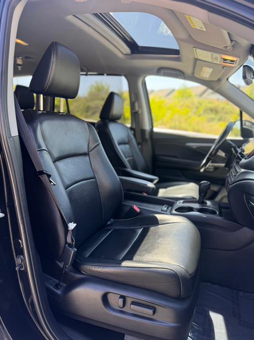 2019 Honda Pilot EX-L AWD, available for sale in Paterson, New Jersey | Speedway Motors LLC. Paterson, New Jersey 2019 Honda Pilot EX-L AWD, available for sale in Paterson, New Jersey | Speedway Motors LLC. Paterson, New Jersey