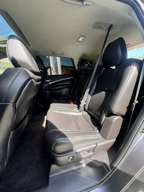 2017 Acura MDX SH-AWD w/Technology Pkg, available for sale in Paterson, New Jersey | Speedway Motors LLC. Paterson, New Jersey 2017 Acura MDX SH-AWD w/Technology Pkg, available for sale in Paterson, New Jersey | Speedway Motors LLC. Paterson, New Jersey