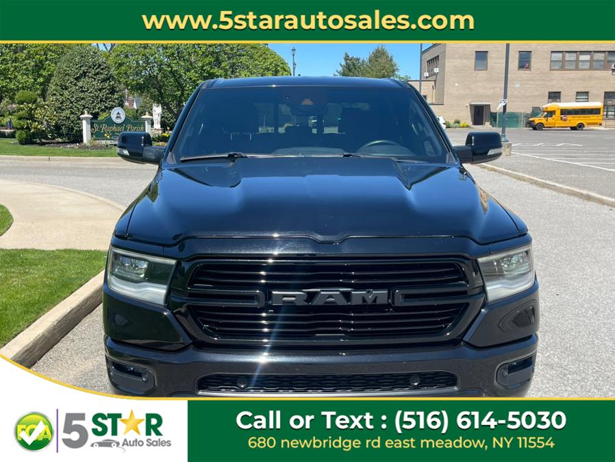 2022 Ram 1500 Sport photo 2