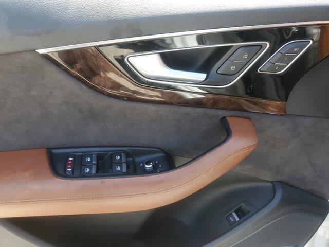 2018 Audi Q7 Prestige, available for sale in Fort Lauderdale, Florida | CarLux Fort Lauderdale. Fort Lauderdale, Florida 2018 Audi Q7 Prestige, available for sale in Fort Lauderdale, Florida | CarLux Fort Lauderdale. Fort Lauderdale, Florida