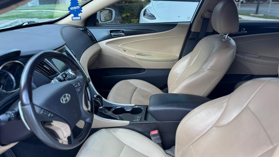 2013 Hyundai Sonata 4dr Sdn 2.0T Auto Limited, available for sale in Tustin, California | Carox LLC. Tustin, California 2013 Hyundai Sonata 4dr Sdn 2.0T Auto Limited, available for sale in Tustin, California | Carox LLC. Tustin, California