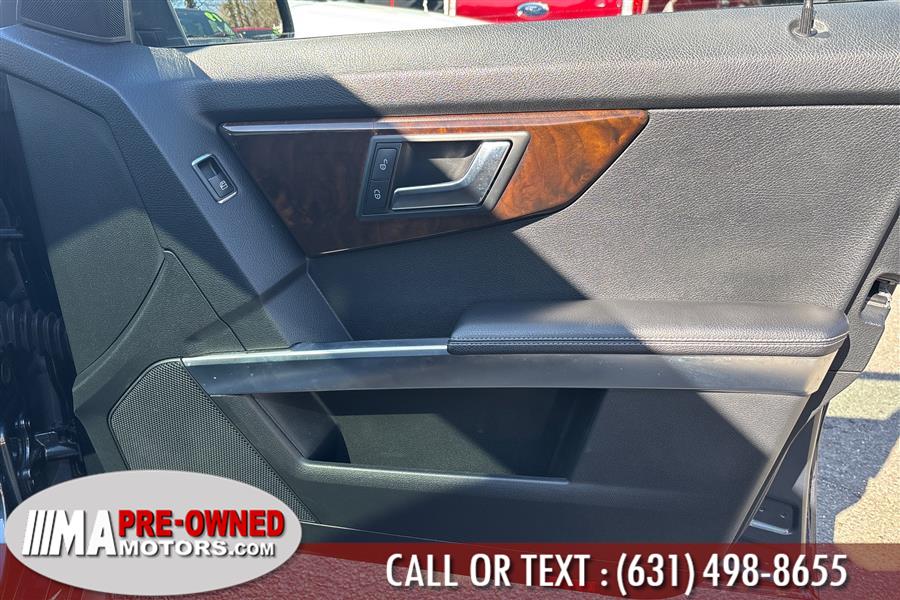 2014 Mercedes-Benz GLK-Class 4MATIC 4dr GLK350 well maintained, available for sale in Huntington Station, New York | M & A Motors. Huntington Station, New York 2014 Mercedes-Benz GLK-Class 4MATIC 4dr GLK350 well maintained, available for sale in Huntington Station, New York | M & A Motors. Huntington Station, New York