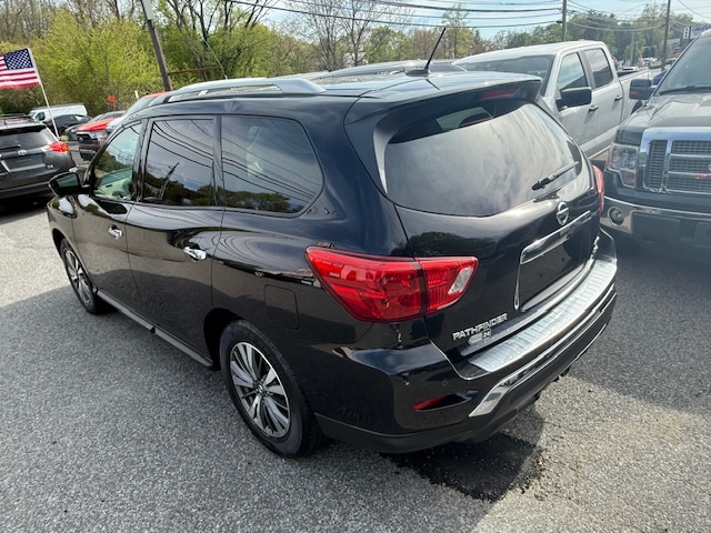 2017 Nissan Pathfinder 4x4 SL, available for sale in Huntington Station, New York | Huntington Auto Mall. Huntington Station, New York 2017 Nissan Pathfinder 4x4 SL, available for sale in Huntington Station, New York | Huntington Auto Mall. Huntington Station, New York